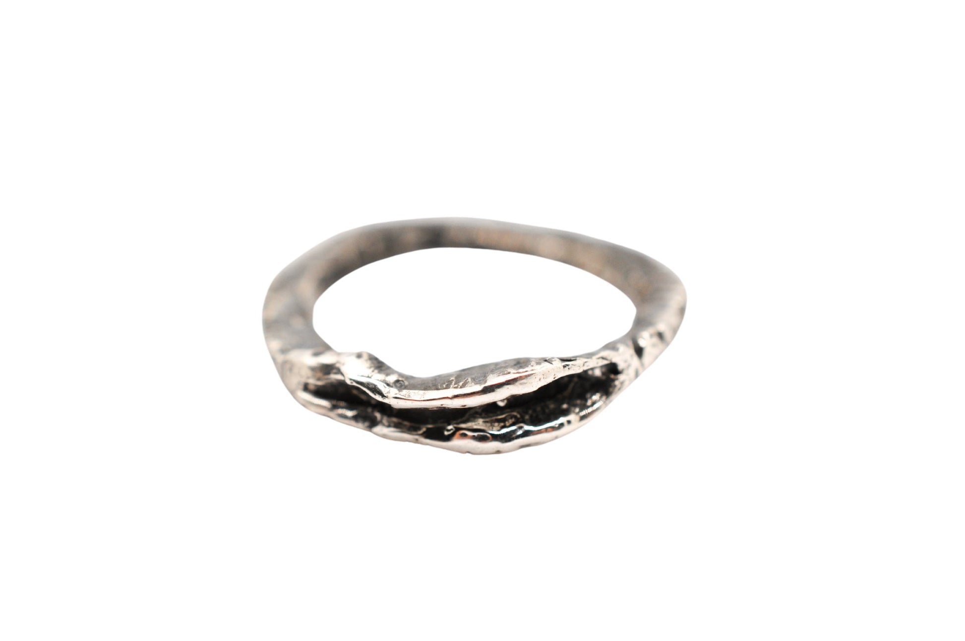 A'mmare Jewelry - Valva Ring Burnished Silver